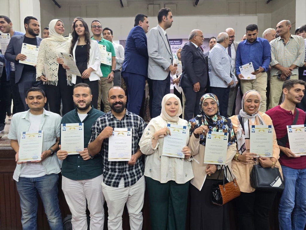Certificates handed over at the Egyptian Engineers Syndicate