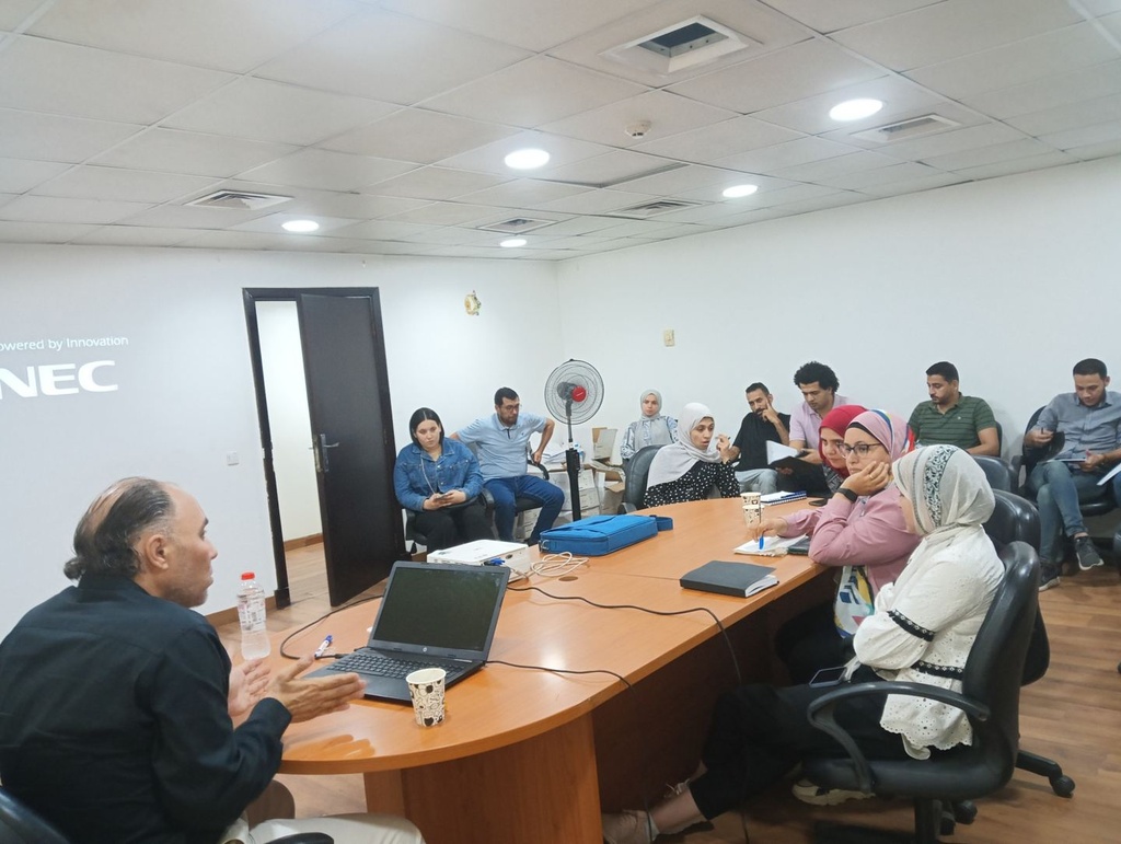 A sound systems seminar for the engineers of Hussein Sabbour's consulting firm