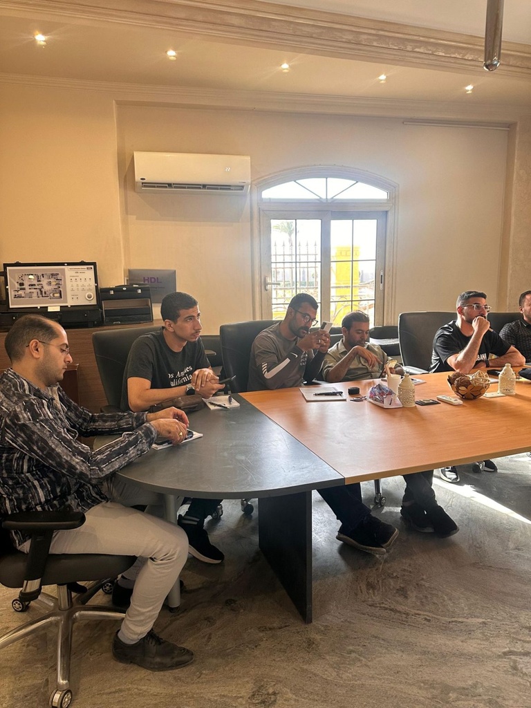A discussion session with the trainees
